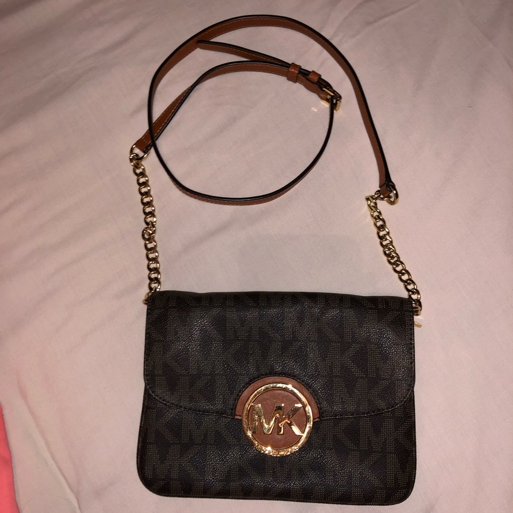 Micheal Kors Fulton Flap Gusset Crossbody